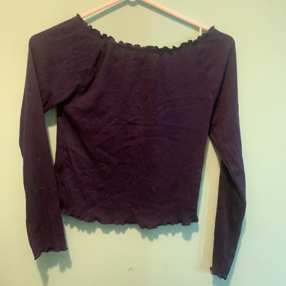 Justice off the shoulder top - Picture 3 of 3